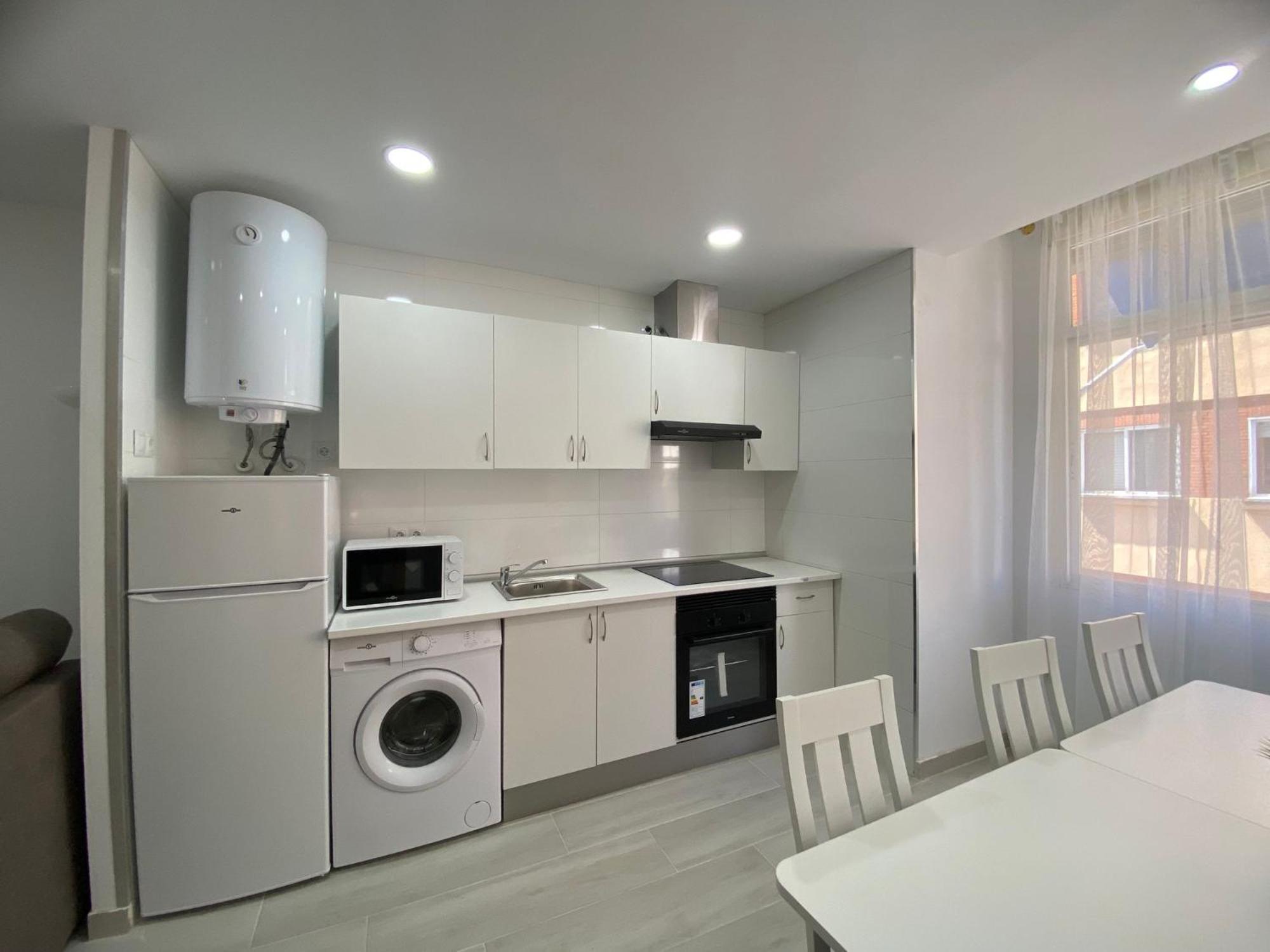 La Pilarica Apartment มาดริด ภายนอก รูปภาพ